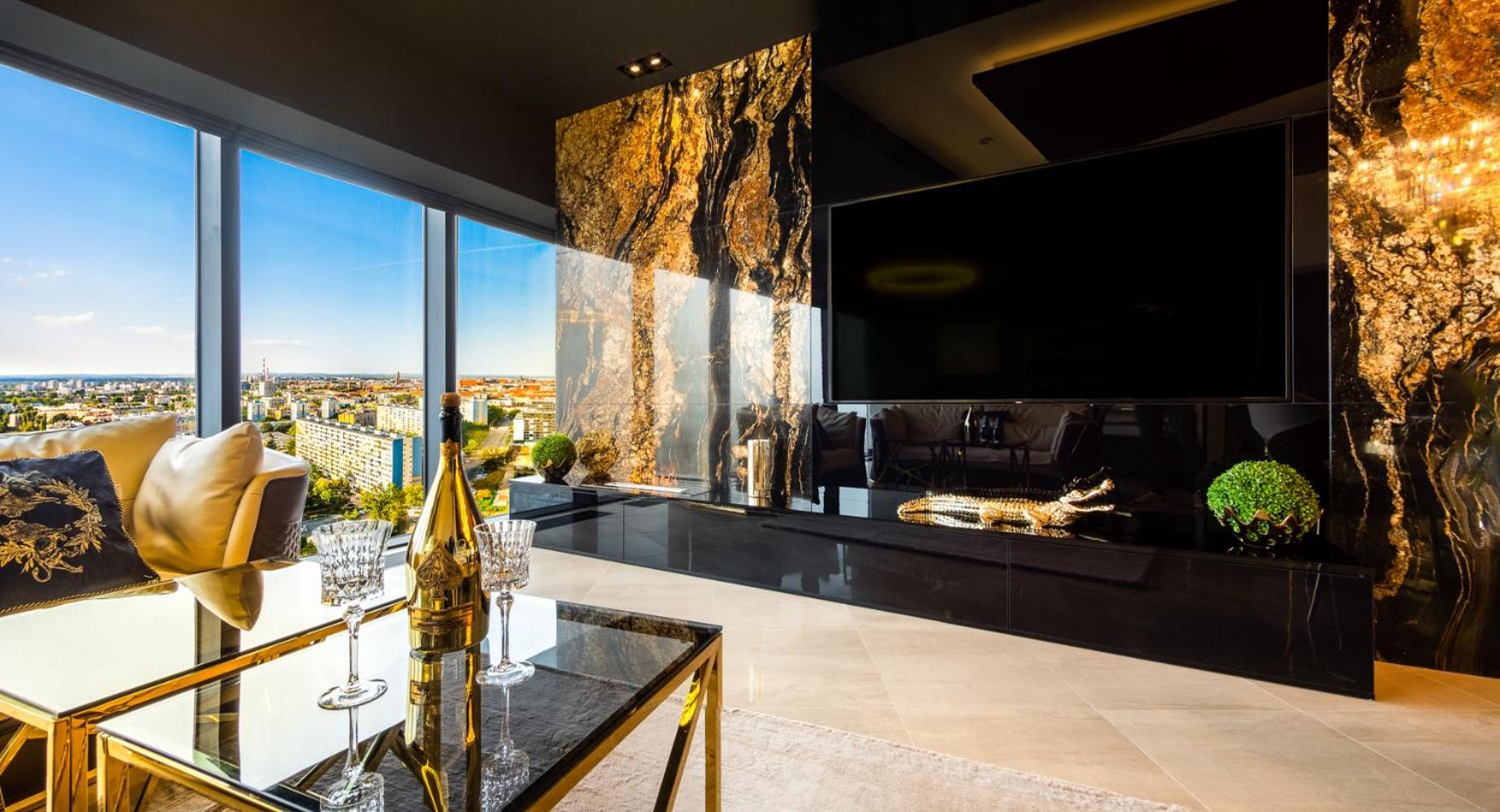 30Th+ Floor Apartments In Sky Tower فروتسواف المظهر الخارجي الصورة