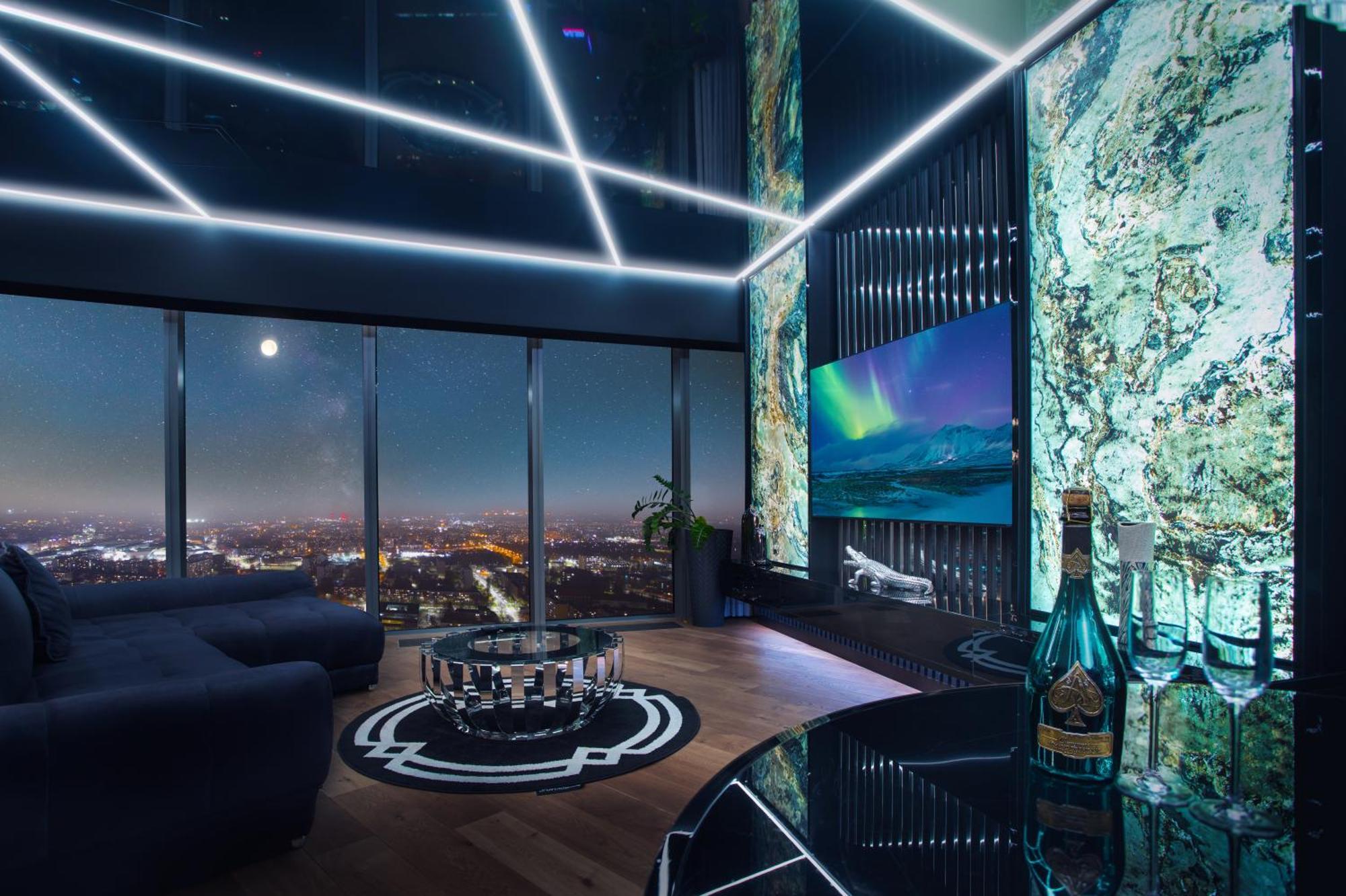 30Th+ Floor Apartments In Sky Tower فروتسواف المظهر الخارجي الصورة