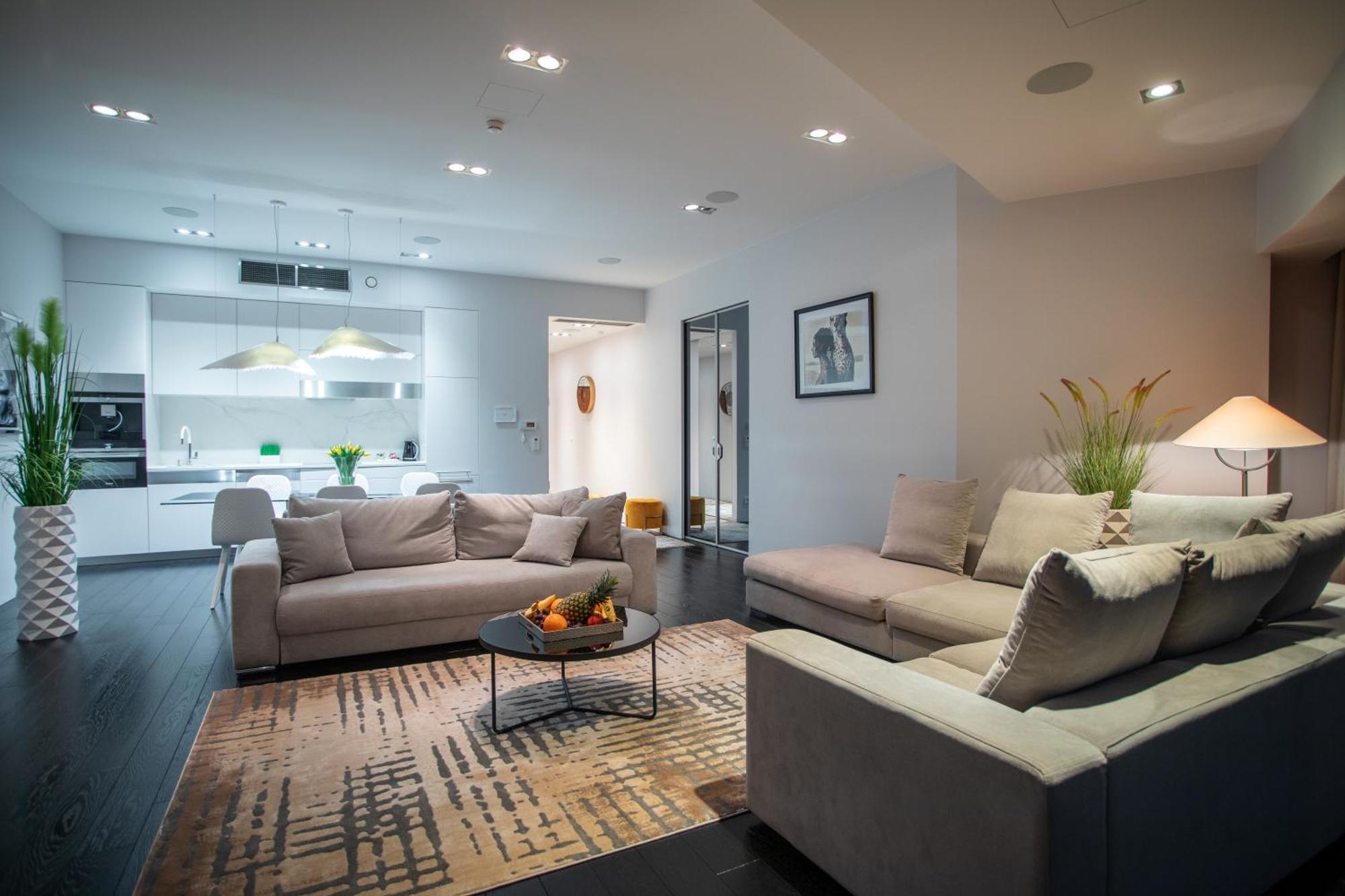 30Th+ Floor Apartments In Sky Tower فروتسواف الغرفة الصورة